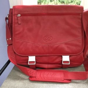 MacCase Genuine Red Pebbled Leather MacBook Messenger Shoulder Bag